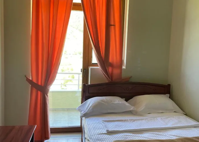 Hotel Lura